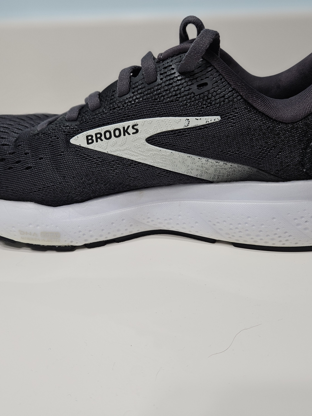 Brooks Ghost 16 1204071B090 Black/Grey Running Shoes Sneakers Women's Size 7